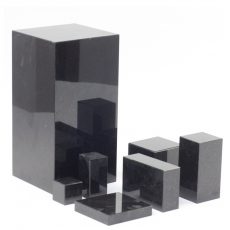 Sokkel graniet gepolijst zwart 4x4x8 cm